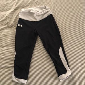 Under Armor Cropped Legging